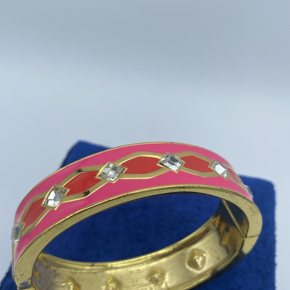 Anne Klein pink enamel goldtone magnetic hinged bangle bracelet - Picture 3 of 8